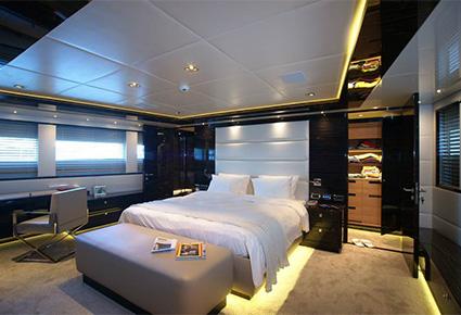 الأناقة العصرية على متن يخت M Superyacht